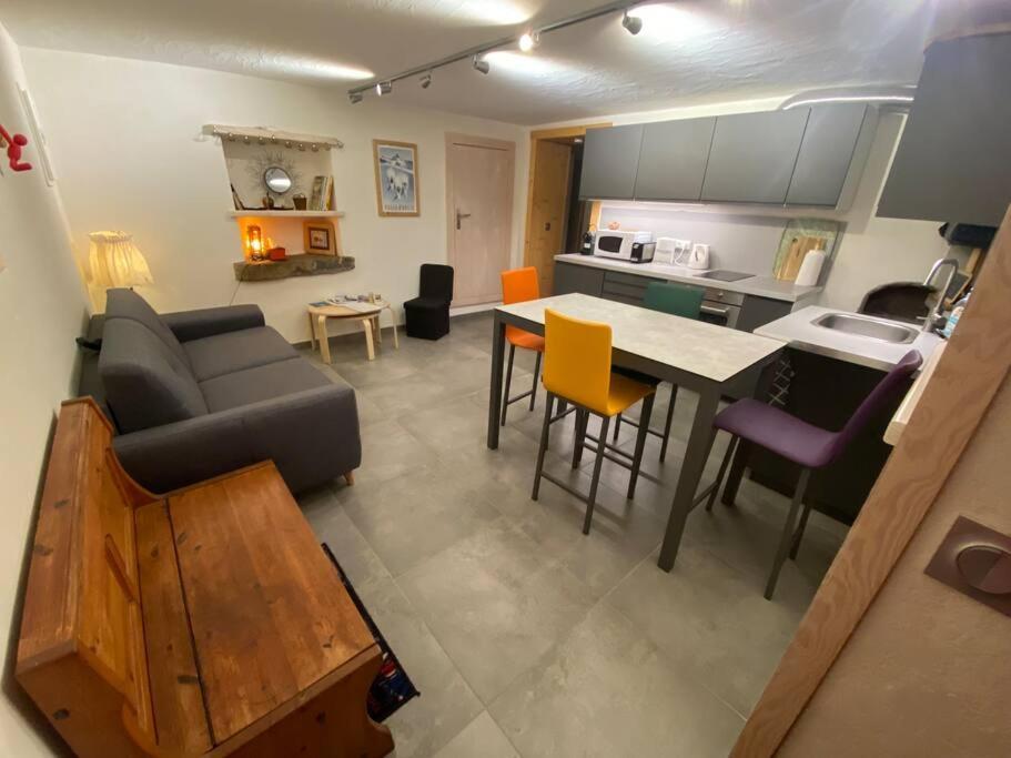 Dans Hameau, Pres Des Pistes Logement De Plein Pied Au Calme 塔南日 外观 照片