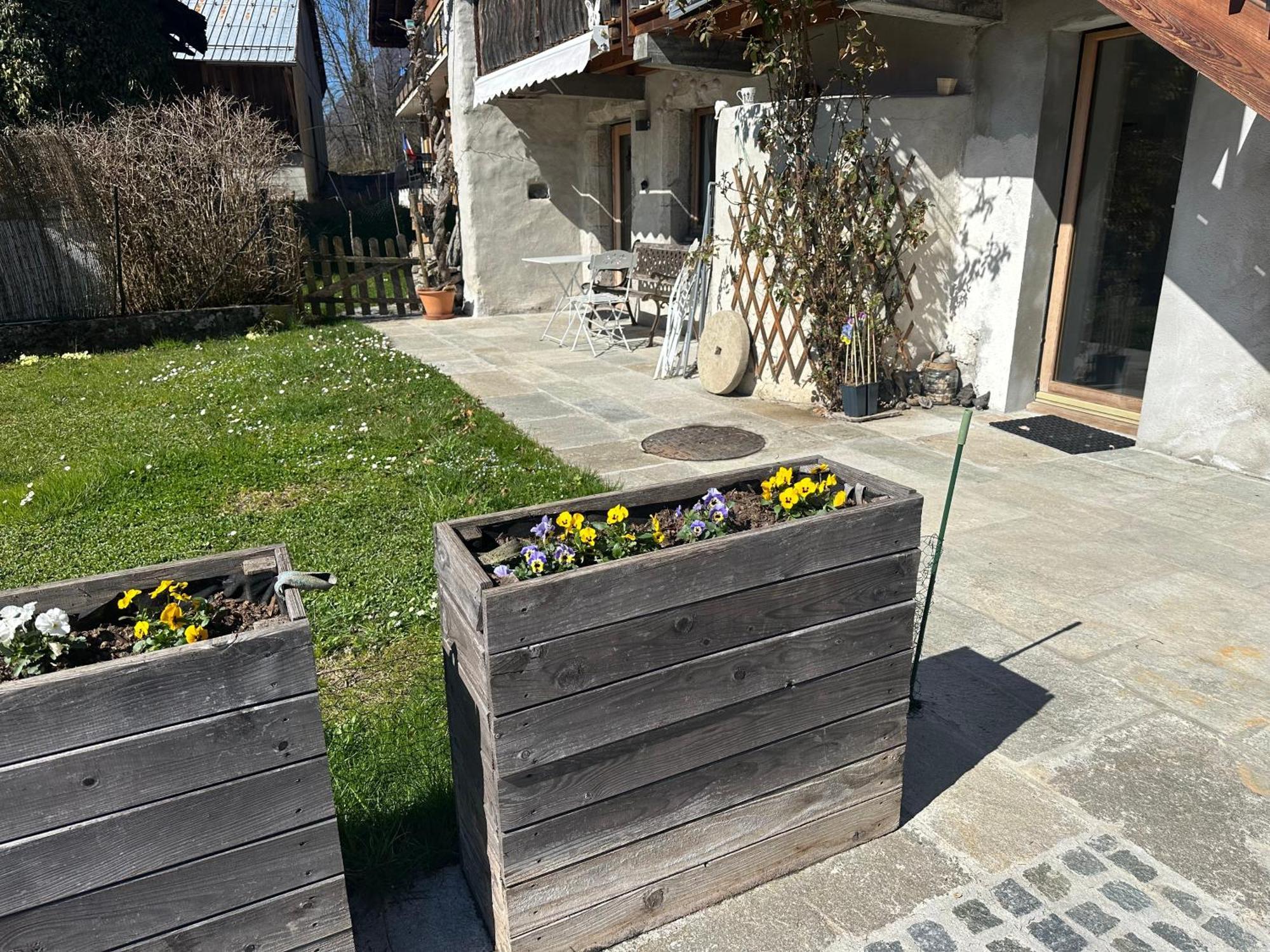 Dans Hameau, Pres Des Pistes Logement De Plein Pied Au Calme 塔南日 外观 照片
